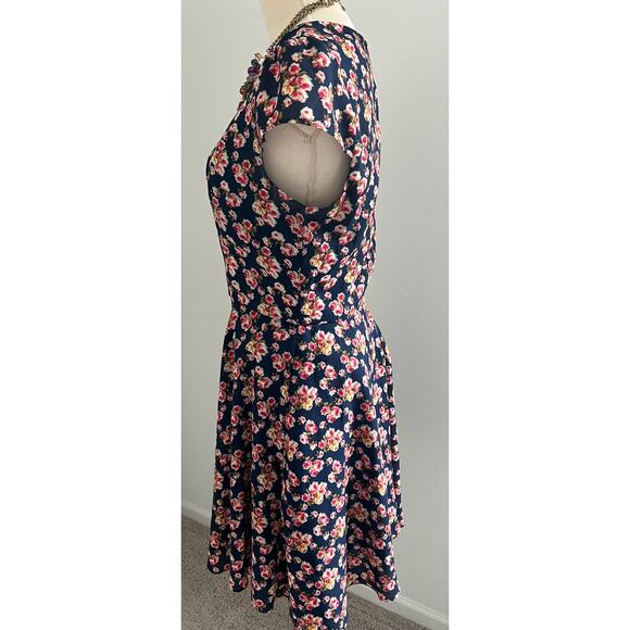 BETSEY JOHNSON Fit & Flare V Neck Dress Blue Pink White Floral Georgette Sz 8 - Picture 4 of 10